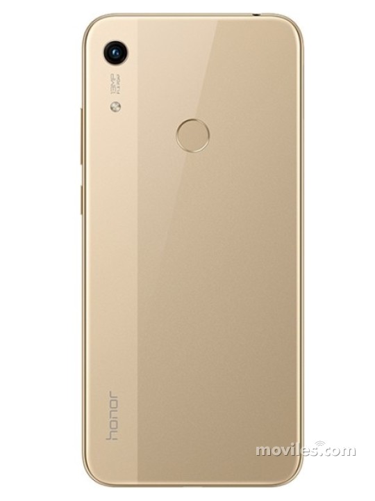 Б у телефоны хонор. Huawei Honor 8. Смартфон Honor 8a. Смартфон Honor 8a 32gb. Honor 8a 32 ГБ.