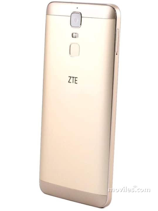 Imagen 3 ZTE Blade A610 Plus